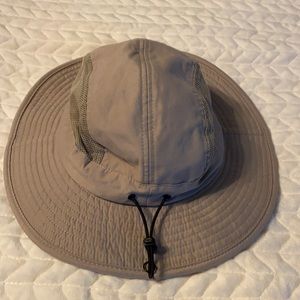 Swiss Tech Exploration Bucket Hat